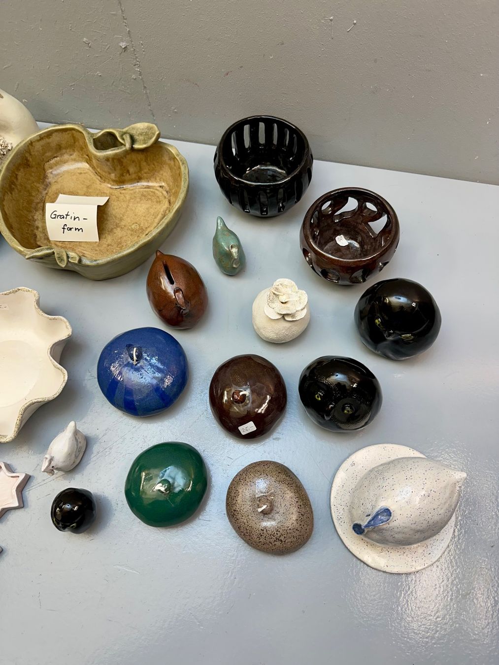 Tutte le decorazioni: SELBSTGEMACHTE KERAMIK DIV AB 1.-!!! – Nuovo (secondo la descrizione) da Zürich venduto da NIKI777 2