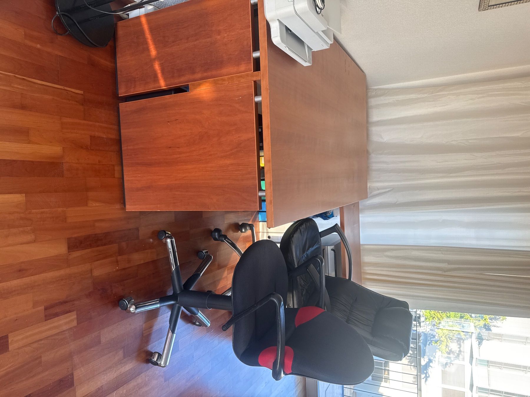 Scrivanie: Büro Tisch mit 2 Stuhlen – Usato da Horgen venduto da jpa_2z8y 3