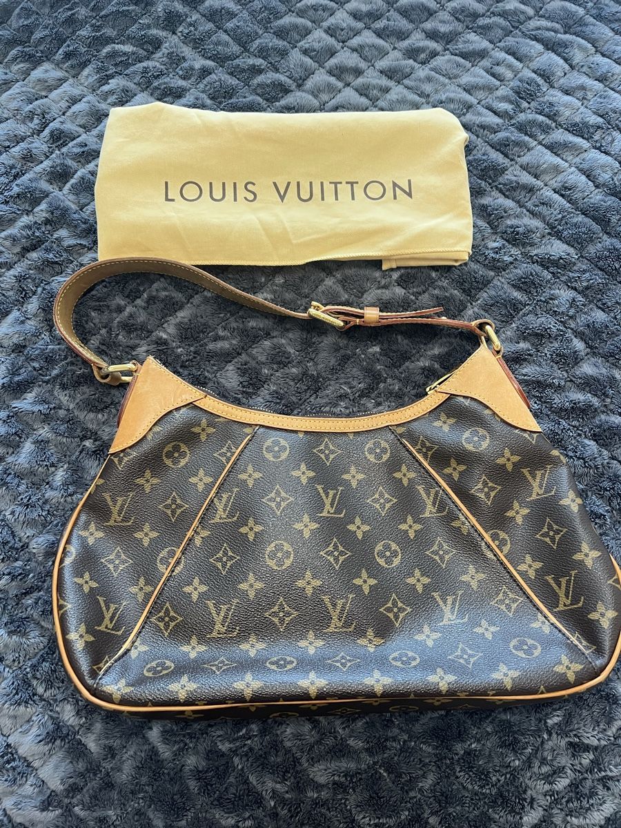 Louis Vuitton Taschen für Damen: Louis Vuitton Gallirea – Gebraucht aus Ramlinsburg von Jessi1988 1