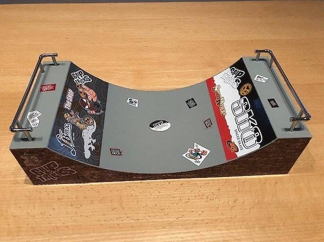 Giocattoli: Fingerboard Konvolut – Usato da Altbüron venduto da zet_pnw5 3