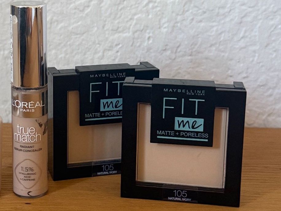 Make-up: Loreal True Match Concealer, Maybelline Fit Me Puder – Neu (gemäss Beschreibung) aus Spiegel b. Bern von Kyra_112233