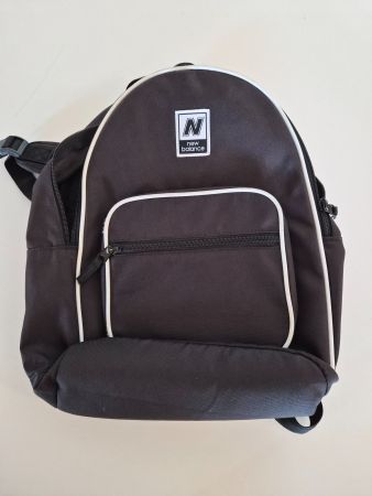 New Balance Rucksack Schwarz Retro Daypack Y2K - Top