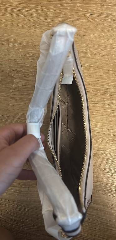 Sacs femmes: Tasche Michael Kors Neu  – Neuf avec emballage d'origine à Emmen par kat_ltp2 3