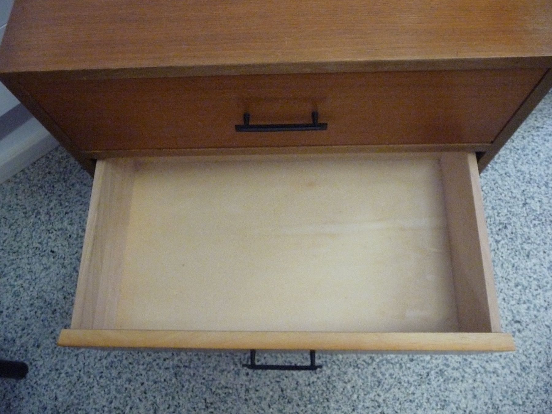 Cassettiere: Lowboard Kommode / Nachttisch Mid-Century Nr. 2 – Usato da Rafz venduto da Powacaddy 4