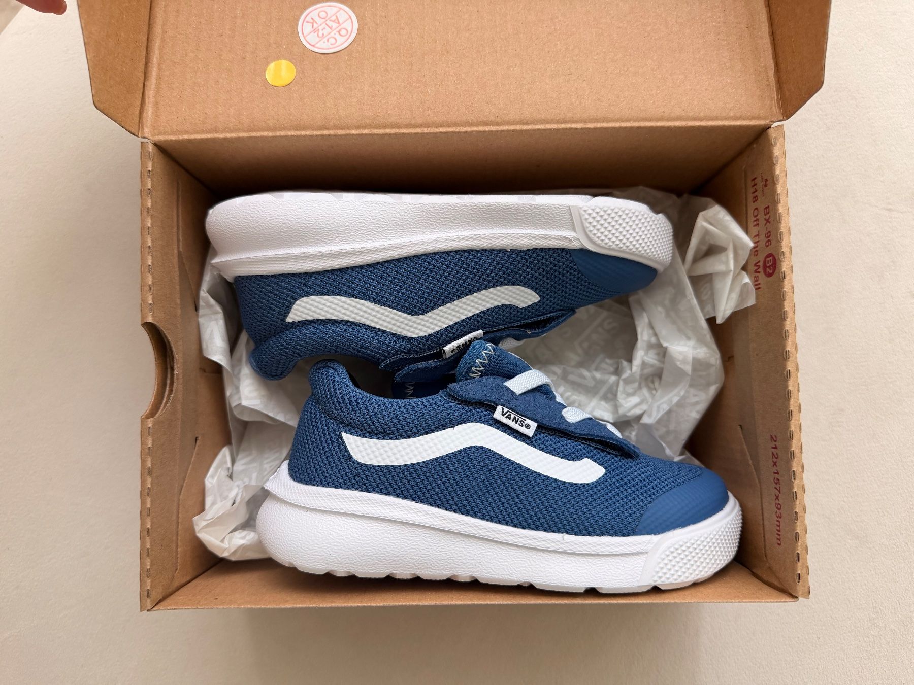 Vans Chaussures garçon: Vans Kinderschuhen 24 – Neuf avec emballage d'origine à Zug par ang_9cl8