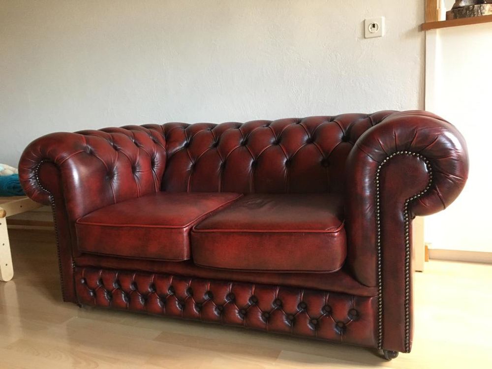 Canapé Chesterfield Anglais En Cuir Bordeaux 2 Places Kaufen Auf Ricardo