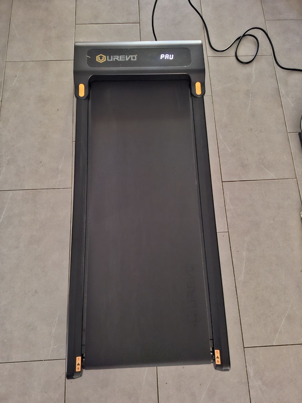 Walkingpad Hometrainer: UREVO Walking Laufband – Usato da Schaffhausen venduto da Nicci9 1