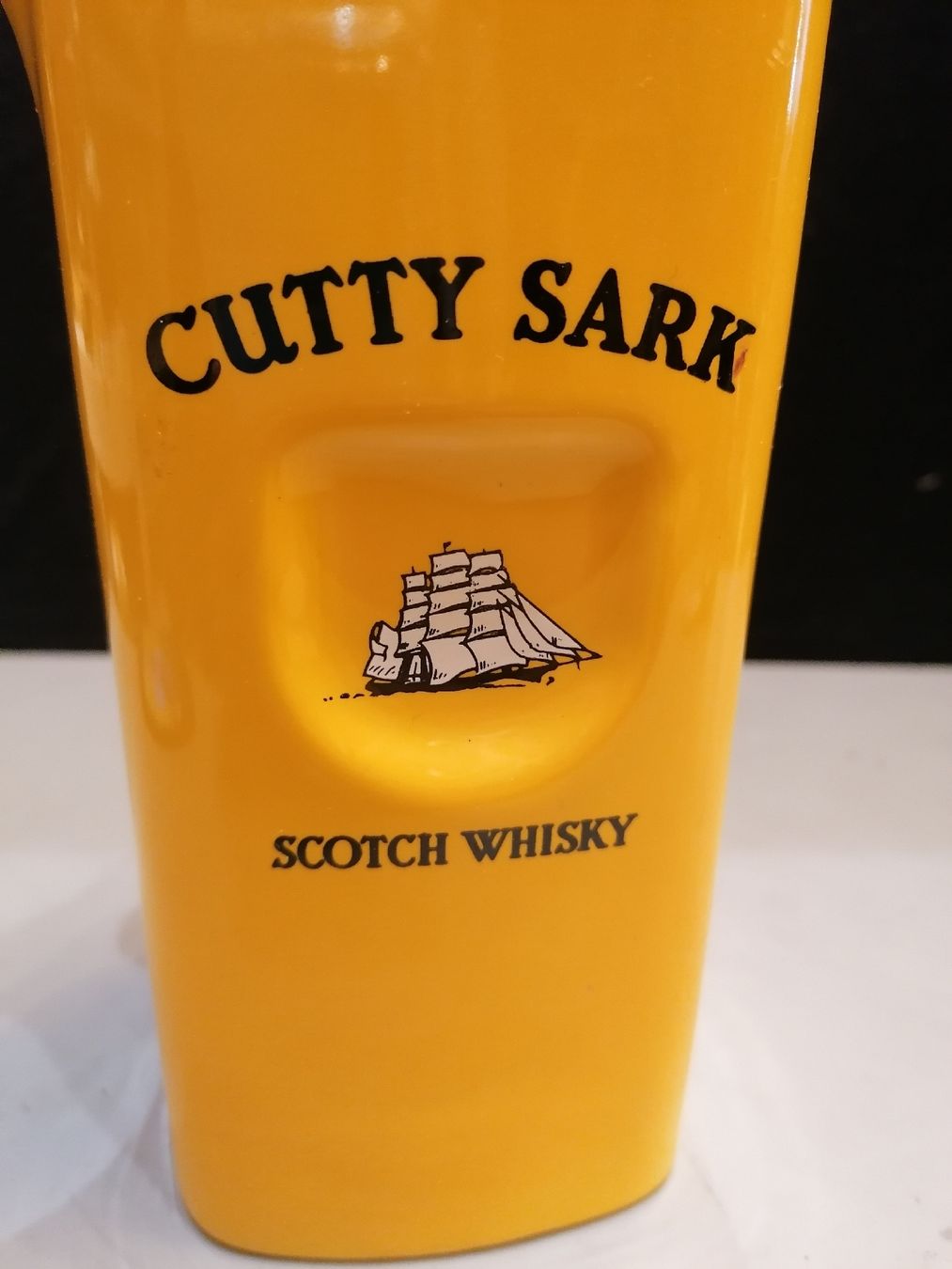 Vasen & Gefässe: CUTTY SARK SCOTCH WHISKY – Gebraucht aus Genève von Leboucheoreilles 1