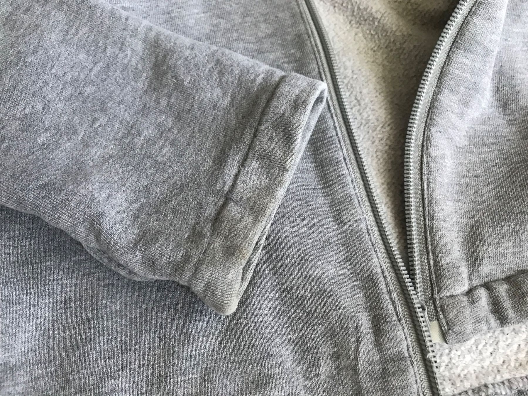 Giacche & Cappotti: Trainer-Jacke Grösse 128 hellgrau – Usato da Emmenbrücke venduto da Hathor123 7
