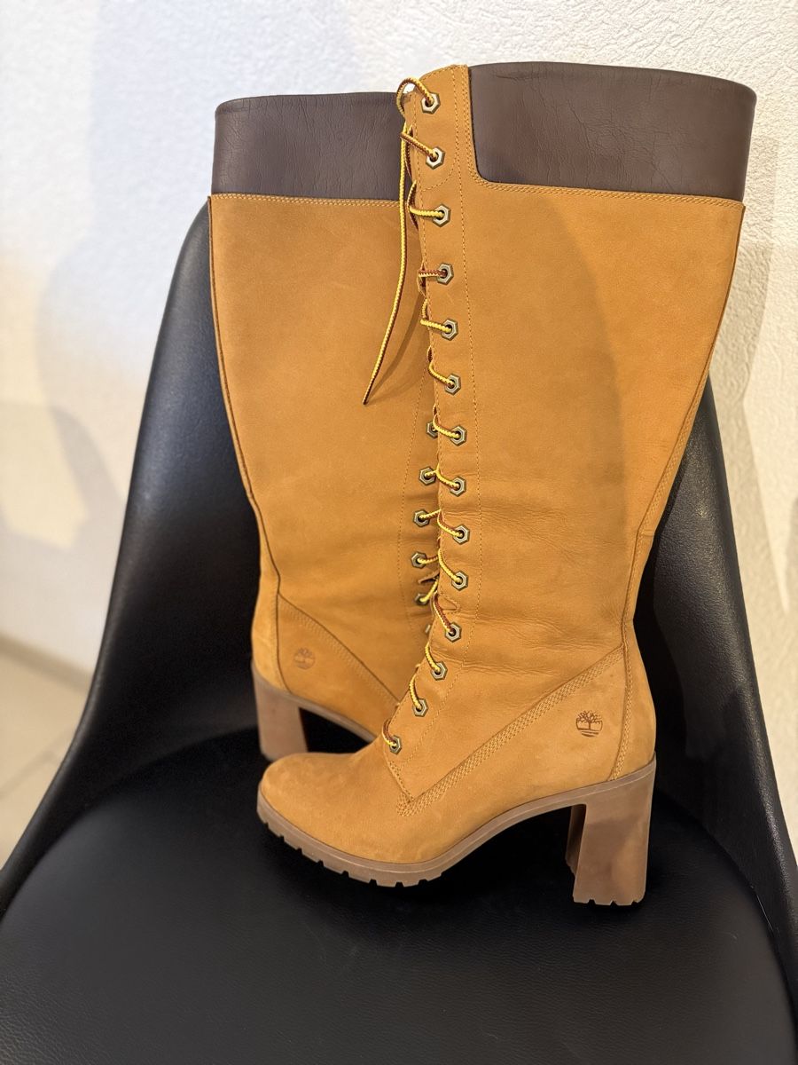 Timberland Scarpe da donna: Bottes Timberland – Usato da Chavornay venduto da Rosiecat