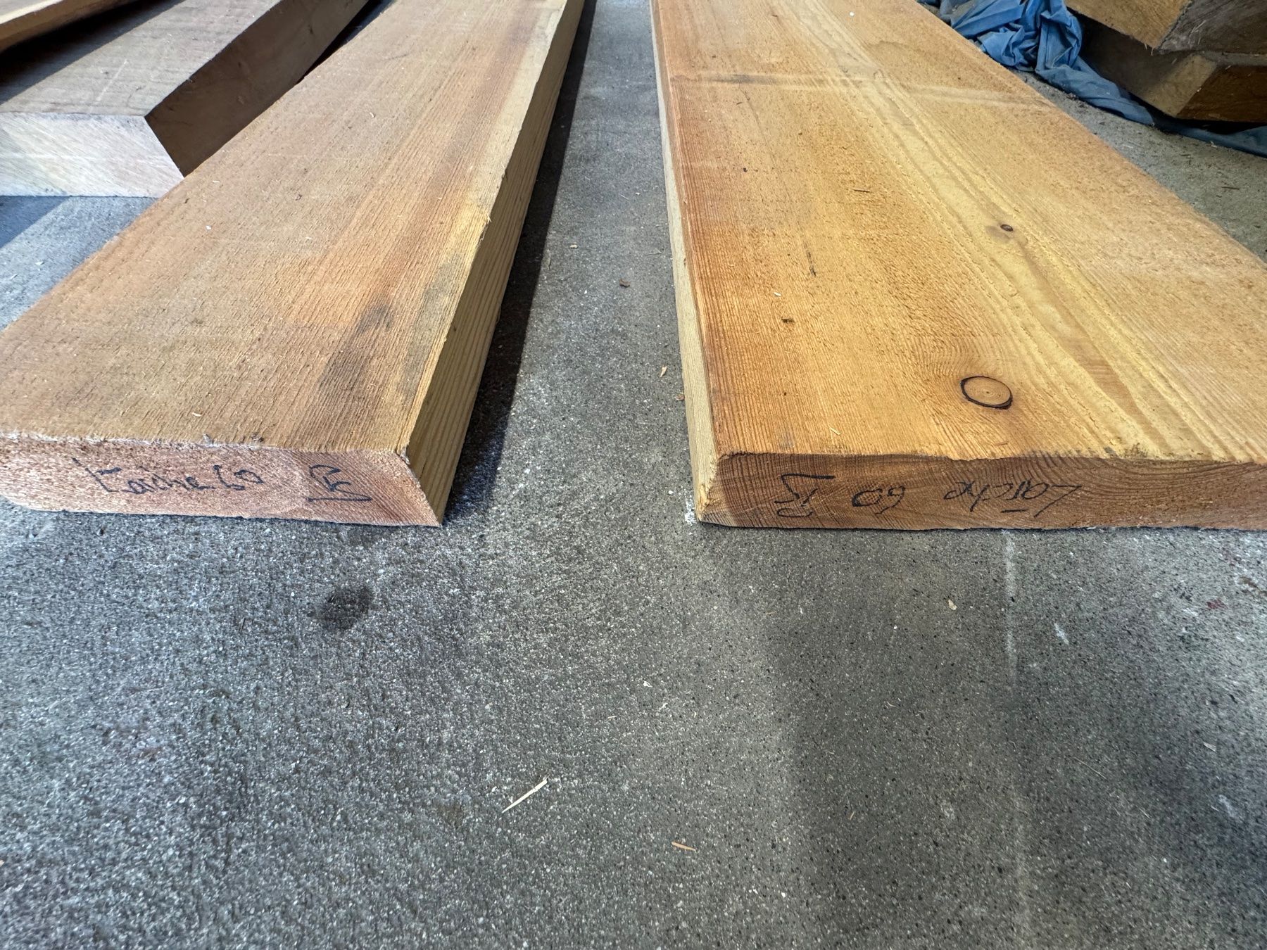 Holzartikel: 2 massive Lärchenbohlen 260cm – Neu (gemäss Beschreibung) aus Kestenholz von cvx_889vv 6