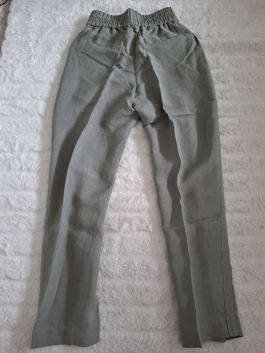 Brunello Cucinelli Pantaloni: Pantalons  Brunello Cucinelli taille 36/38 vert clair – Usato da Renens VD venduto da ser_j2fn 1