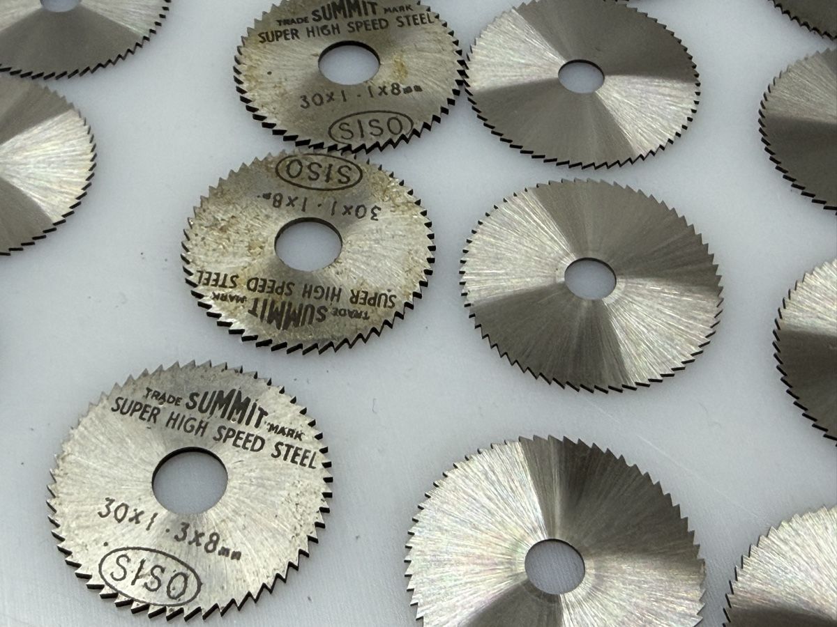 Tutti gli attrezzi: FRAISES POUR HORLOGERIE – Usato da Bassecourt venduto da DiM7775 2