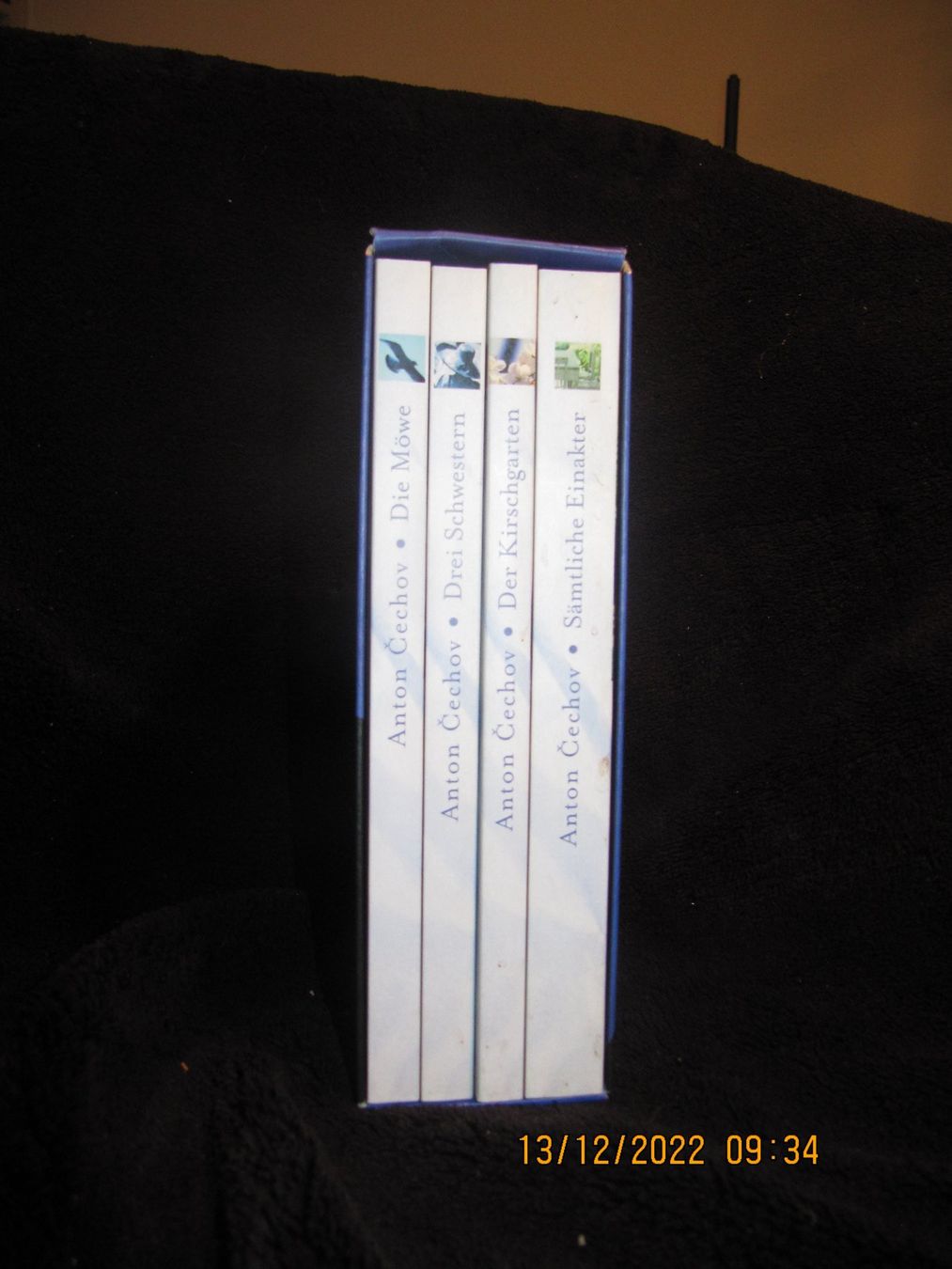Libri: Anton Cechov - 4 Bände im Verpackung – Nuovo (secondo la descrizione) da Urtenen-Schönbühl venduto da weltenschmid 3