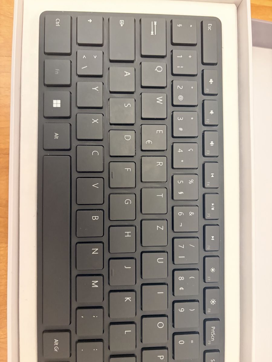 Microsoft Tastiere: Microsoft Tastatur – Nuovo (secondo la descrizione) da Bellikon venduto da SvenMaerki 3
