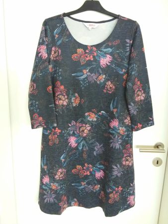 BIBA blumiges Strickkleid, Gr 38