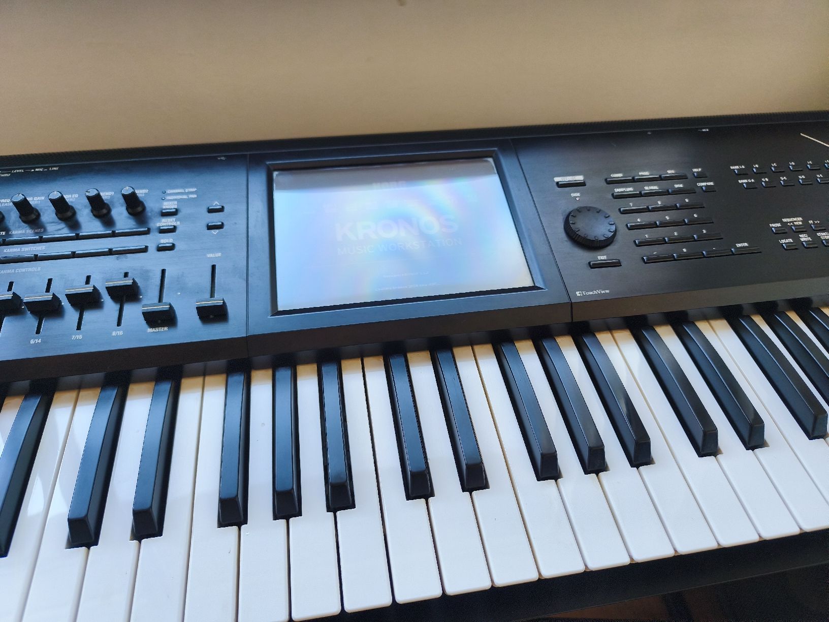 Korg Instruments de musique: Korg Kronos 2 61 – Neuf (Voir description) à Liestal par sbirkof 2