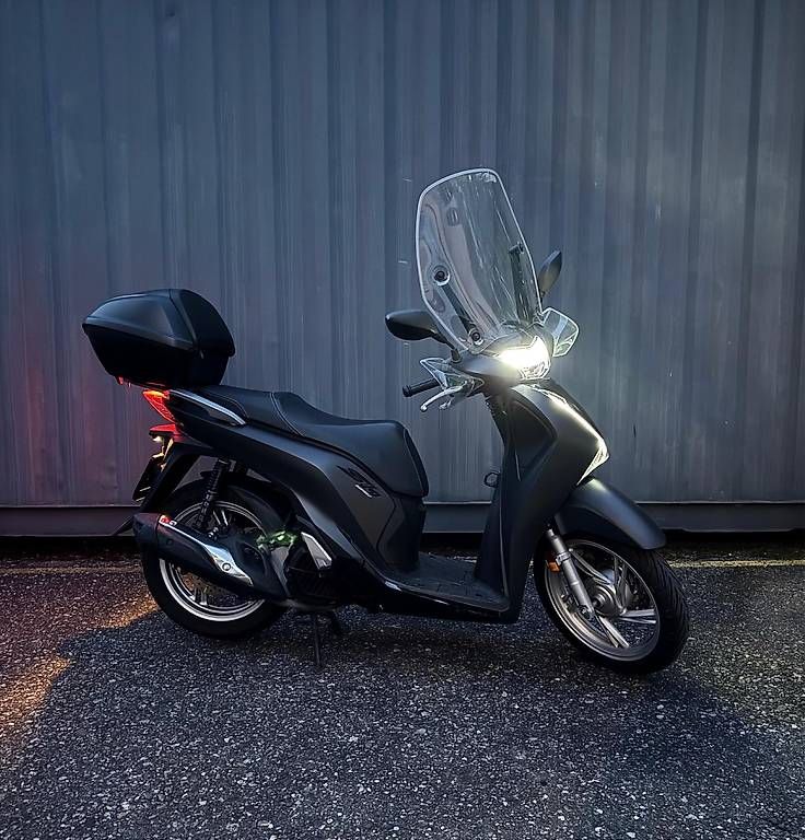 Strada: Honda SH 125 AD – Usato da Reinach BL venduto da pan_pjc6 2