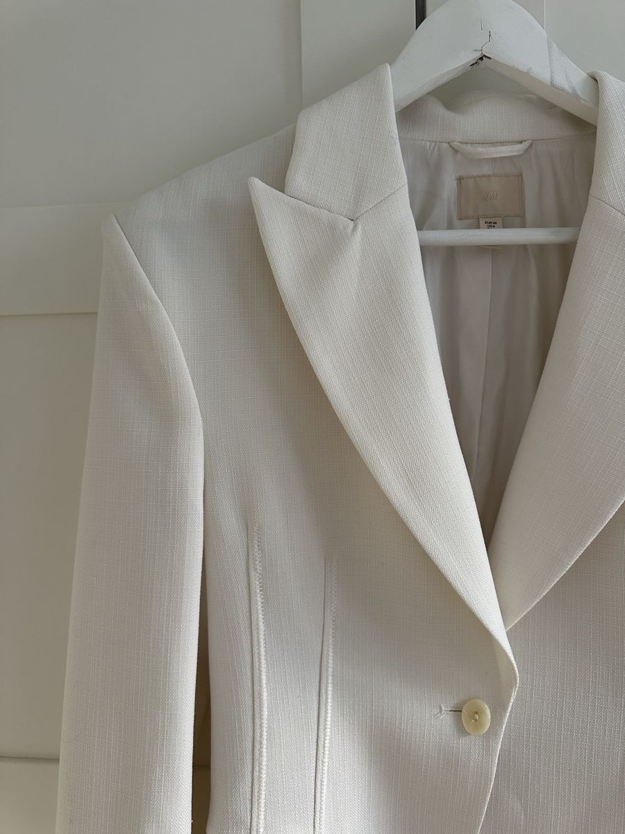 H&M Giacche: Blazer tailliert, elegant von H&M cremefarben S – Nuovo (secondo la descrizione) da Zürich venduto da tmarina 1