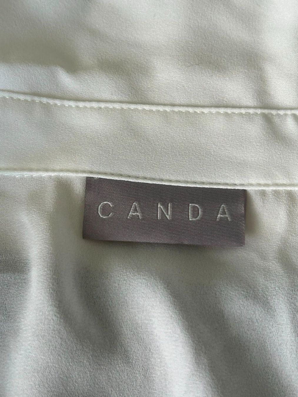 C&A Blusen: Camicetta bianca e grigia 2 pezzi Canda tg.50 – Gebraucht aus Melano von H-Sara 2