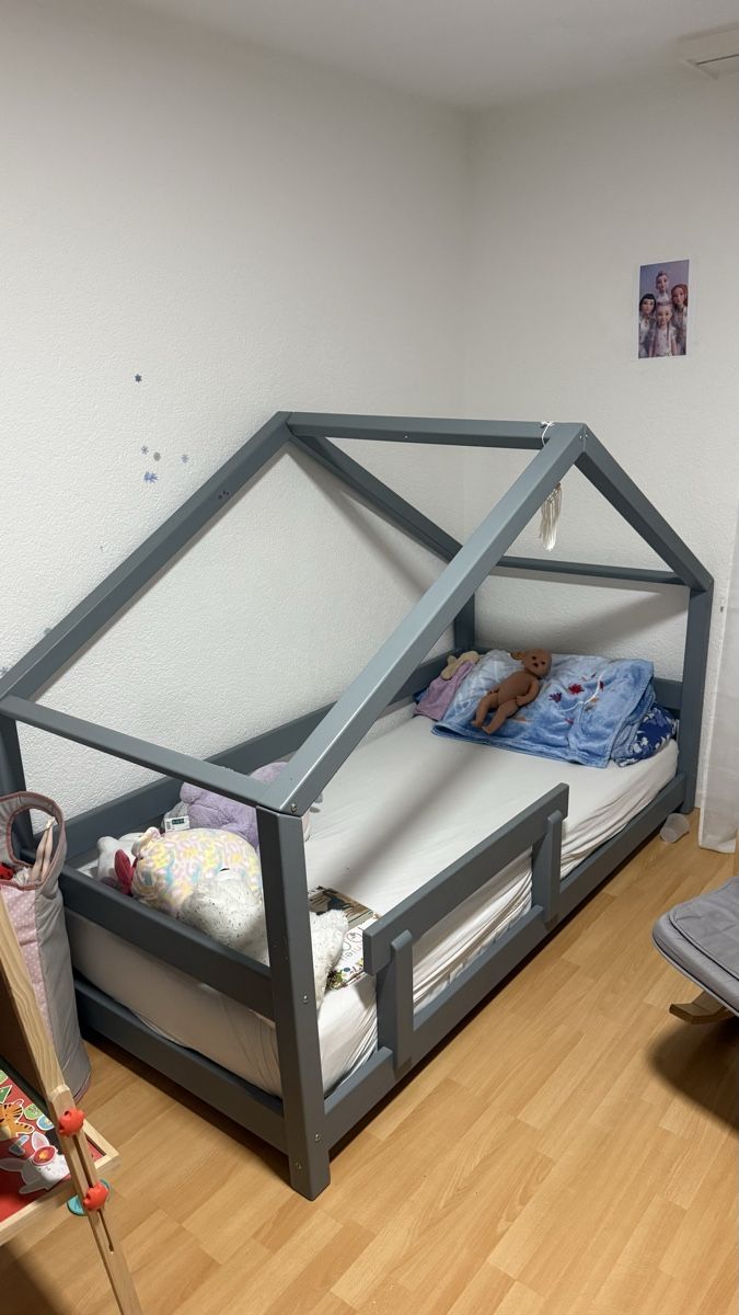 Betten: Hausbett 200x90 – Gebraucht aus Ueberstorf von man_p2fy