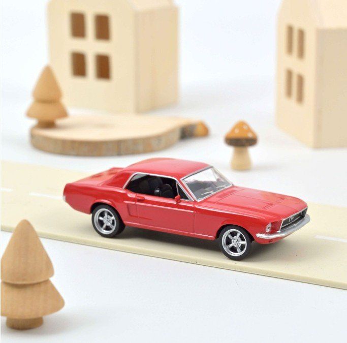 Ford Modellini d'auto: Norev 270580 1:43 Ford Mustang rot – Nuovo e nell'imballaggio originale da Neukirch a.d. Thur venduto da Modellbauartikel 1