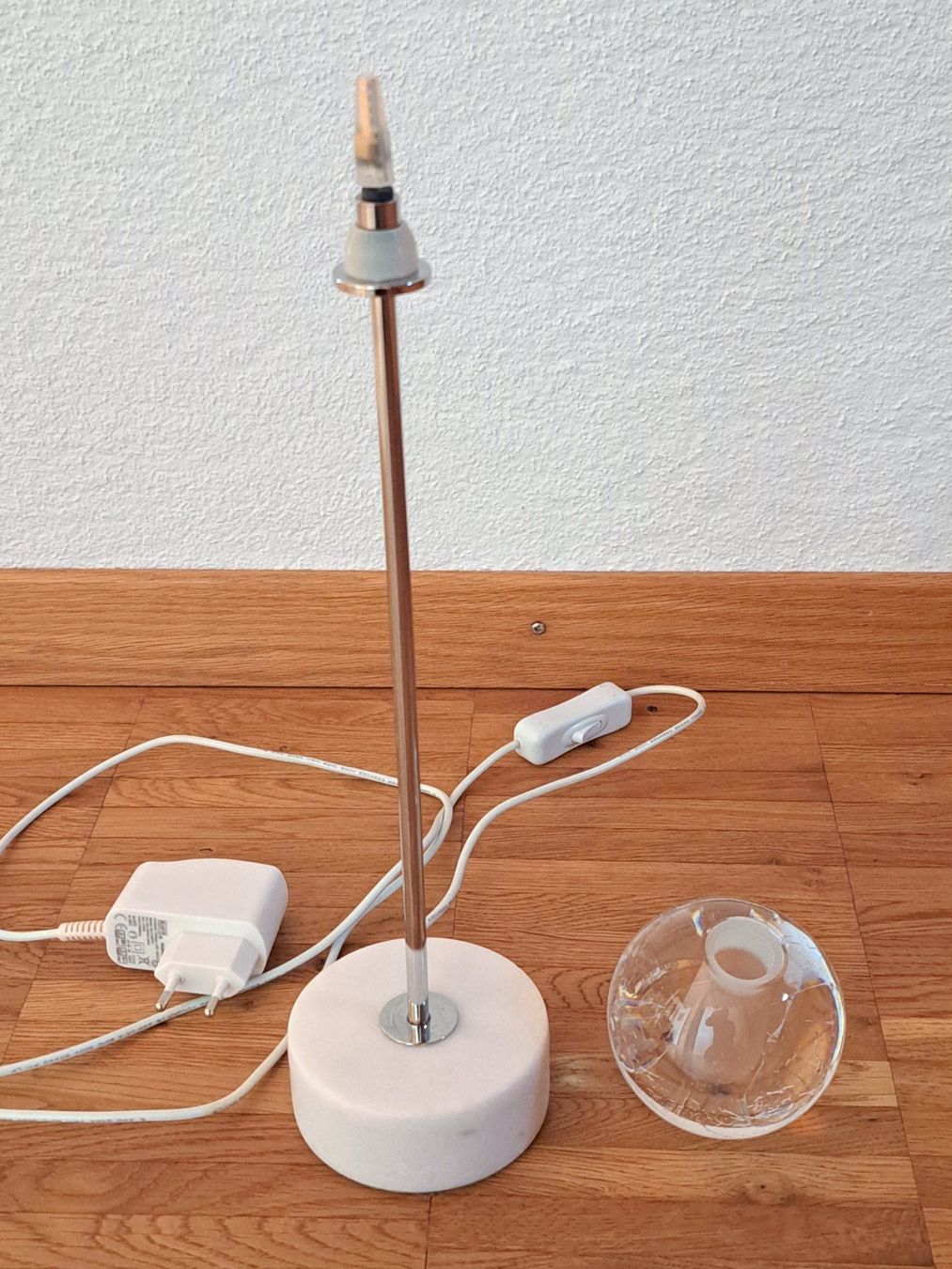 Lampade: Design Calot Tisch Lampe - Patrick Zulauf – Difettoso da Zwingen venduto da Tigertimmi 3