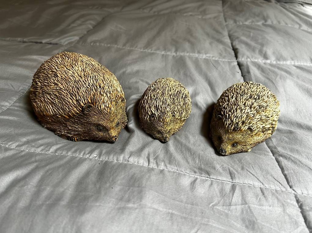Statuette: 3 Igel Dekofiguren Set Vintage Garten Herbstdeko – Usato da Luzern venduto da sim_5hkz 1