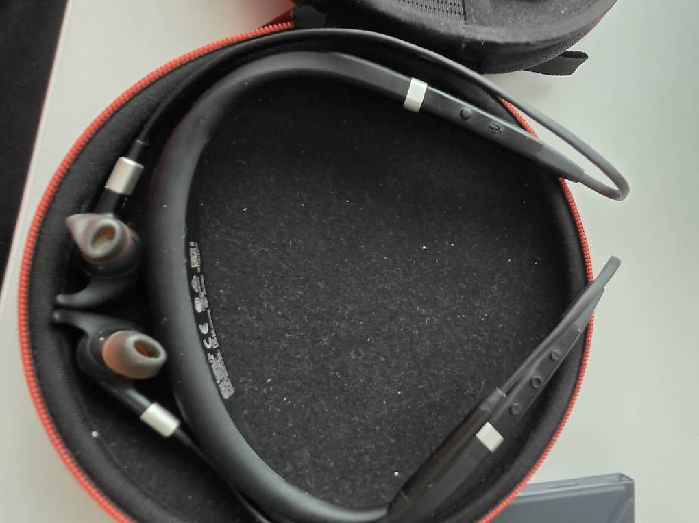 Casques audio: Jabra Evolve 65e Bluetooth Headset mit Link 370 & Case – D'occasion à Zürich par hyroxer 2