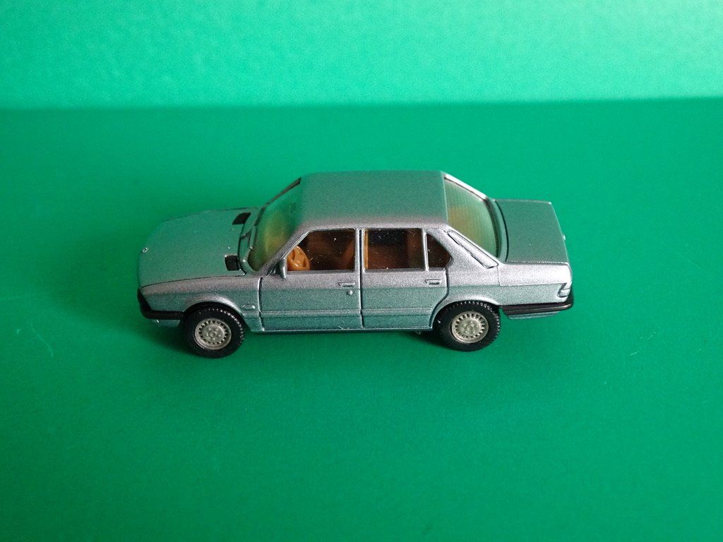 Herpa Modellautos: BMW 528i von Herpa 1/87 – Gebraucht aus Bretzwil von Meex 2