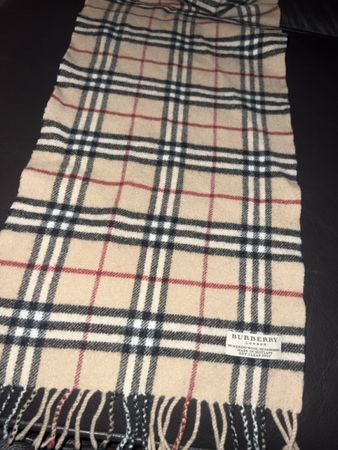 Original Burberry Schal, 90% Merino Top Zustand, wie neu!