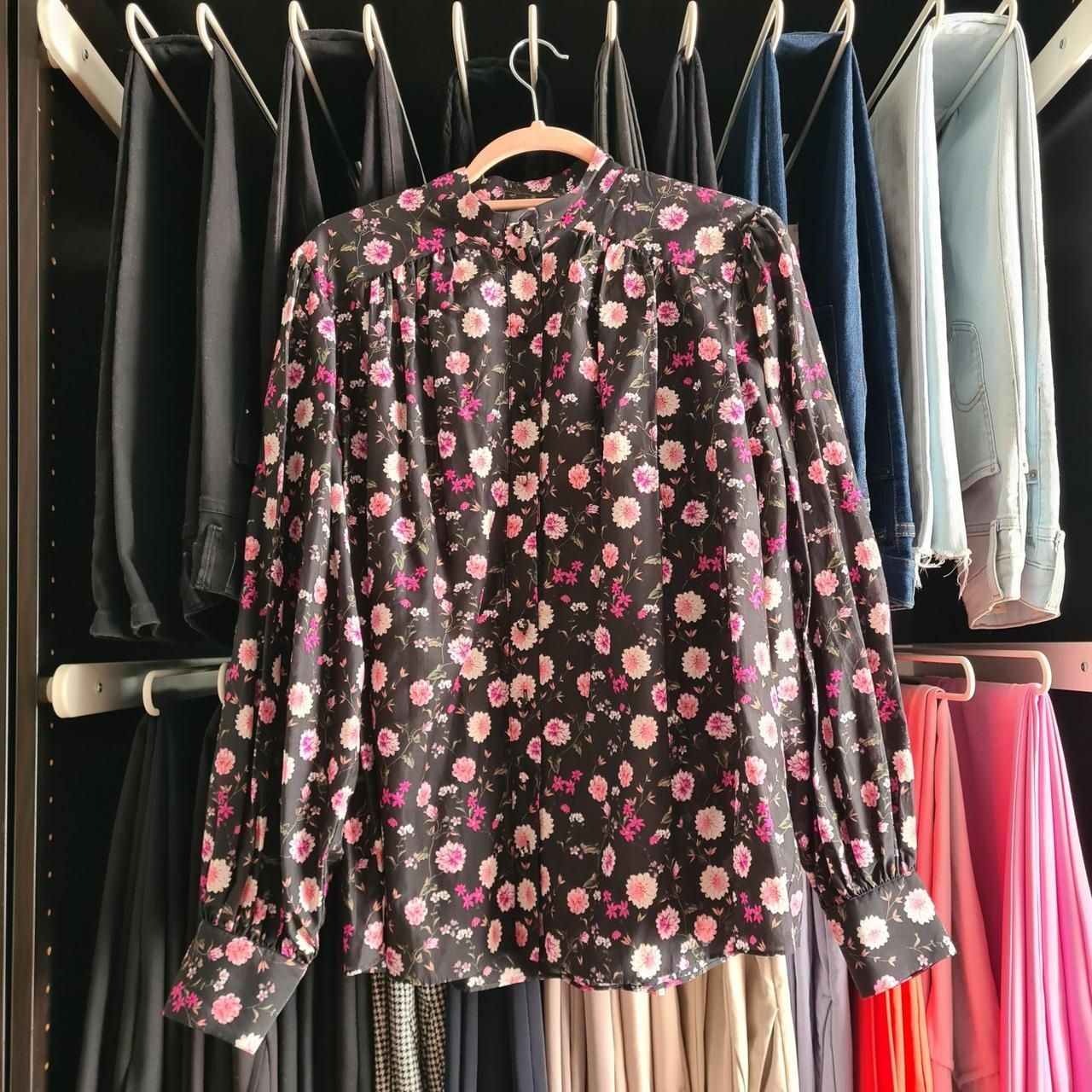 Kooples Camicette: The Kooples Bluse mit Blumenmuster – Nuovo (secondo la descrizione) da Emmen venduto da mak31