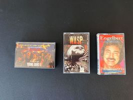 3 Musikkasetten WASP, BON JOVI, ENGELBERT