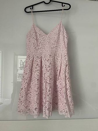 Neues rosanes H&M Kleid in Grösse 38
