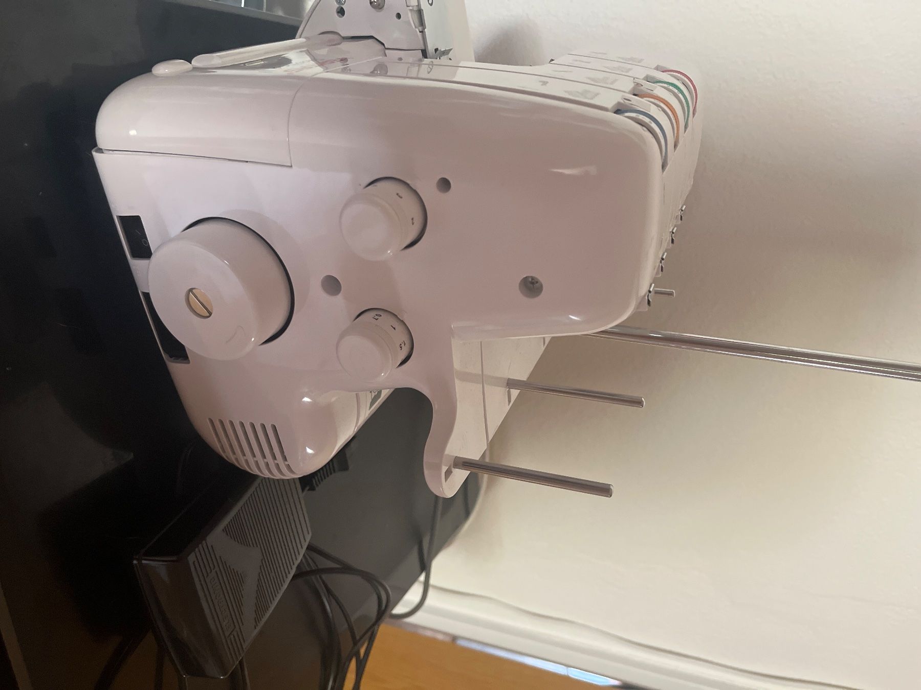 Veritas Macchine da cucire: Overlocker/Serger Veritas Elastica II – Usato da Sursee venduto da yar_hg6k 1