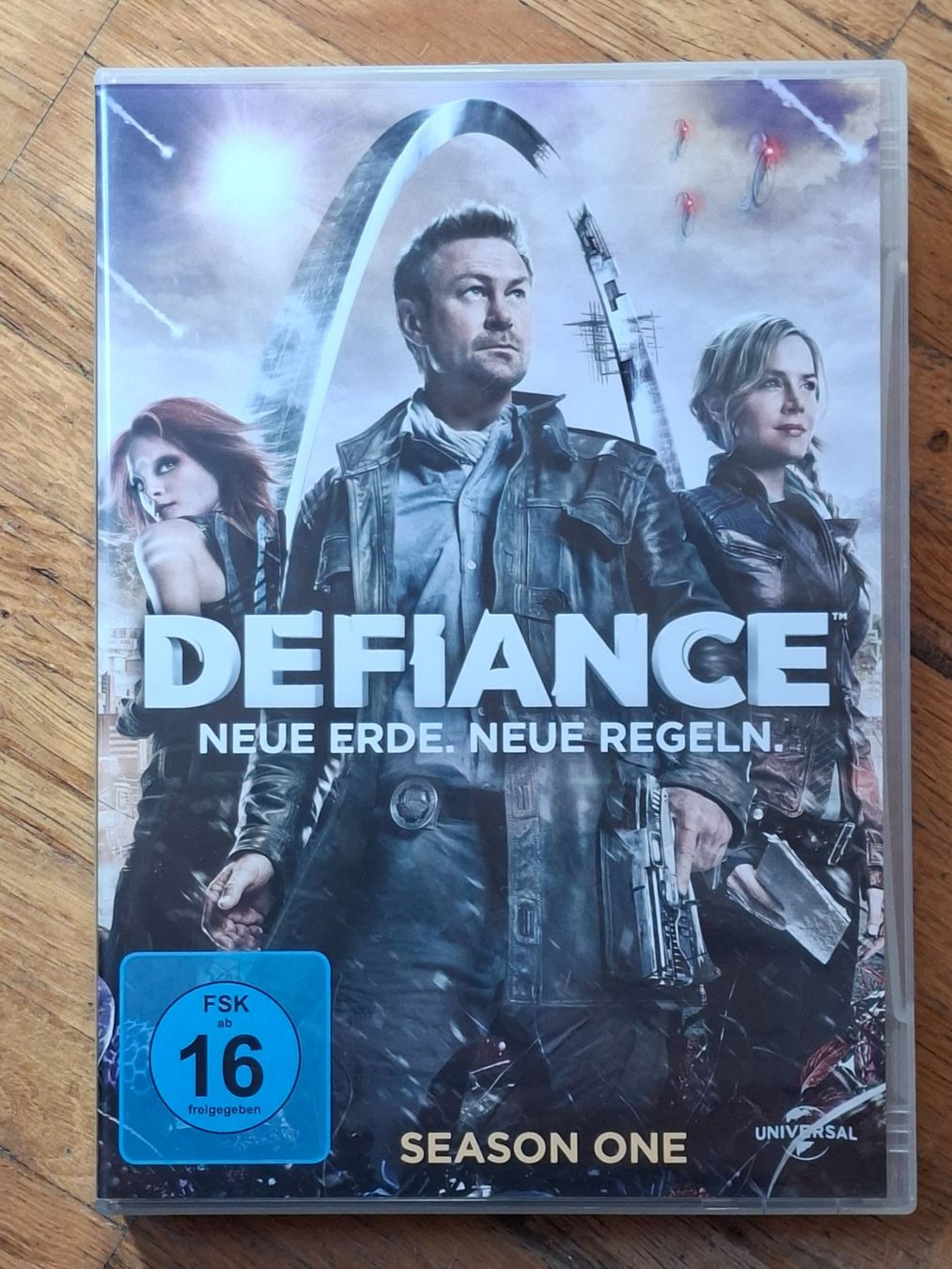 Tutti i DVDs: Defiance - Staffel 1 – Usato da Wallisellen venduto da Sawr
