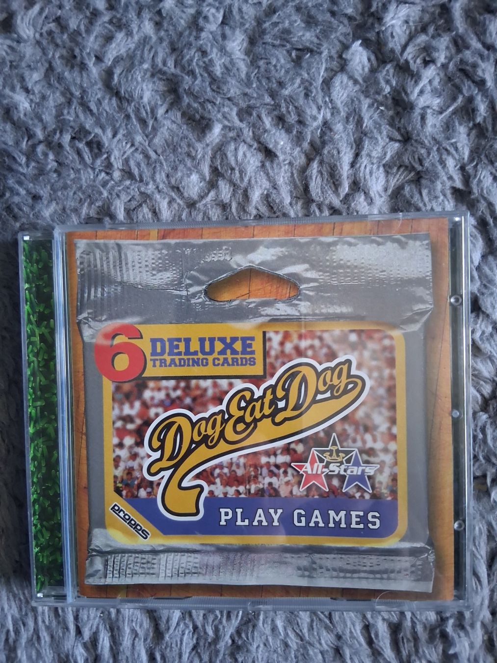 CD: DOG EAT DOG     PLAY GAMES       CD – Usato da Wetzikon ZH venduto da Ramones01