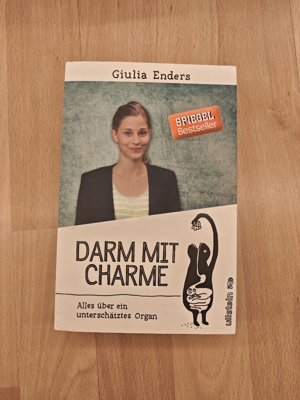 Bücher: Darm mit Charm von Giulia Enders – Gebraucht aus Urdorf von AHOI-90