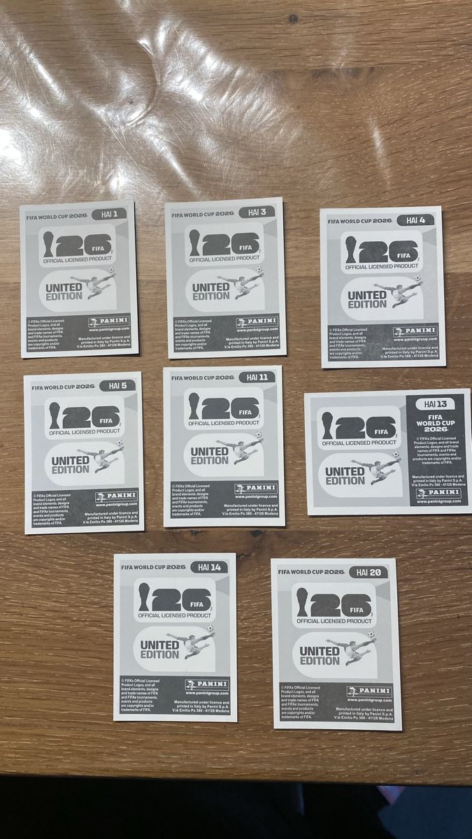 Panini Carte collezionabili: Panini Stickers - HAI - 8 Stickers – Nuovo (secondo la descrizione) da Adliswil venduto da didoli 1