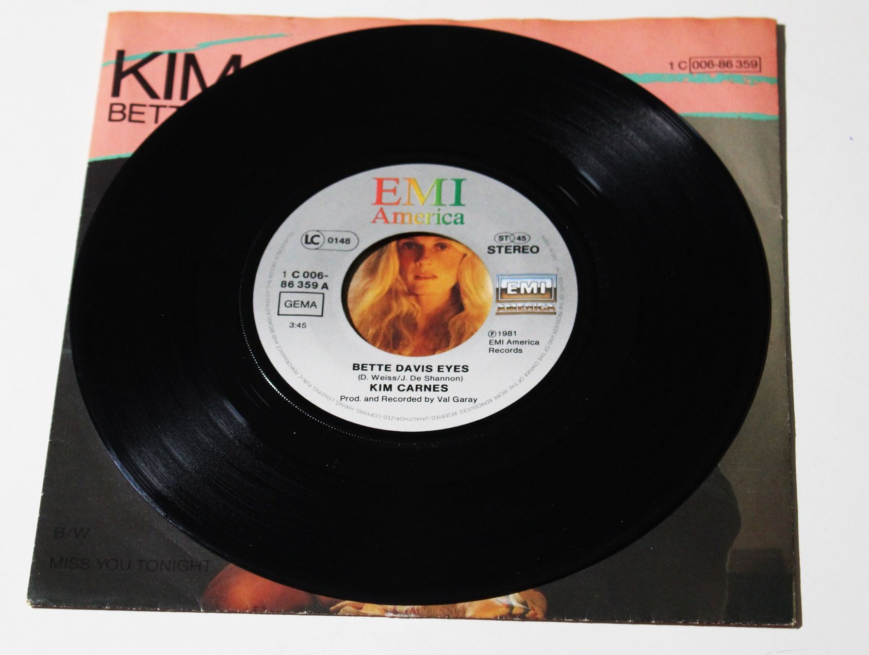 Dischi in vinile: 7" KIM CARNES - BETTE DAVIS EYES - CHART HIT 1981 – Usato da Brüttisellen venduto da Collector-Corner 1