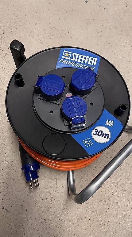 Kabel: Steffen Pro Kabelrolle 16A 220V 30m – Neu und originalverpackt aus Hersberg von Closterd 1