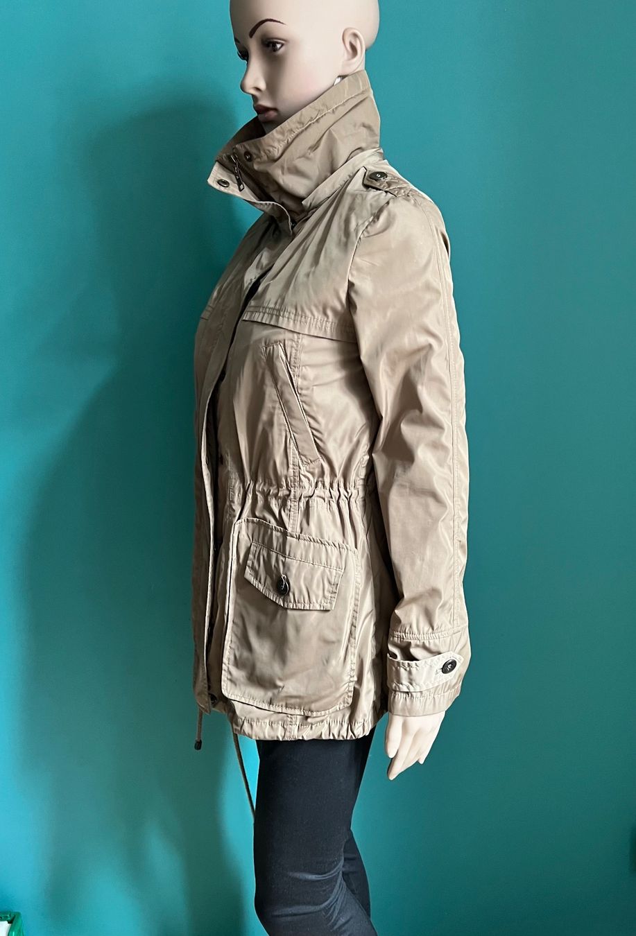 Mango Giacche: MANGO Jacke mit abtrennbarem Innenfutter – Usato da Zürich venduto da ClosetQueen 1