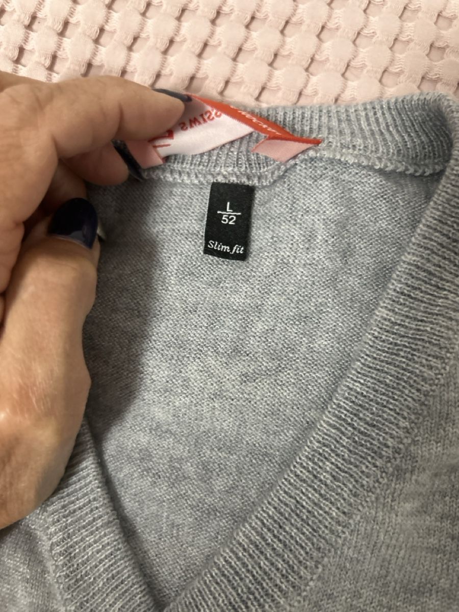 Pullover & Sweatshirts: Grauer Strickpullover, Grösse L/52 – Neu (gemäss Beschreibung) aus Langnau im Emmental von Iriss 1