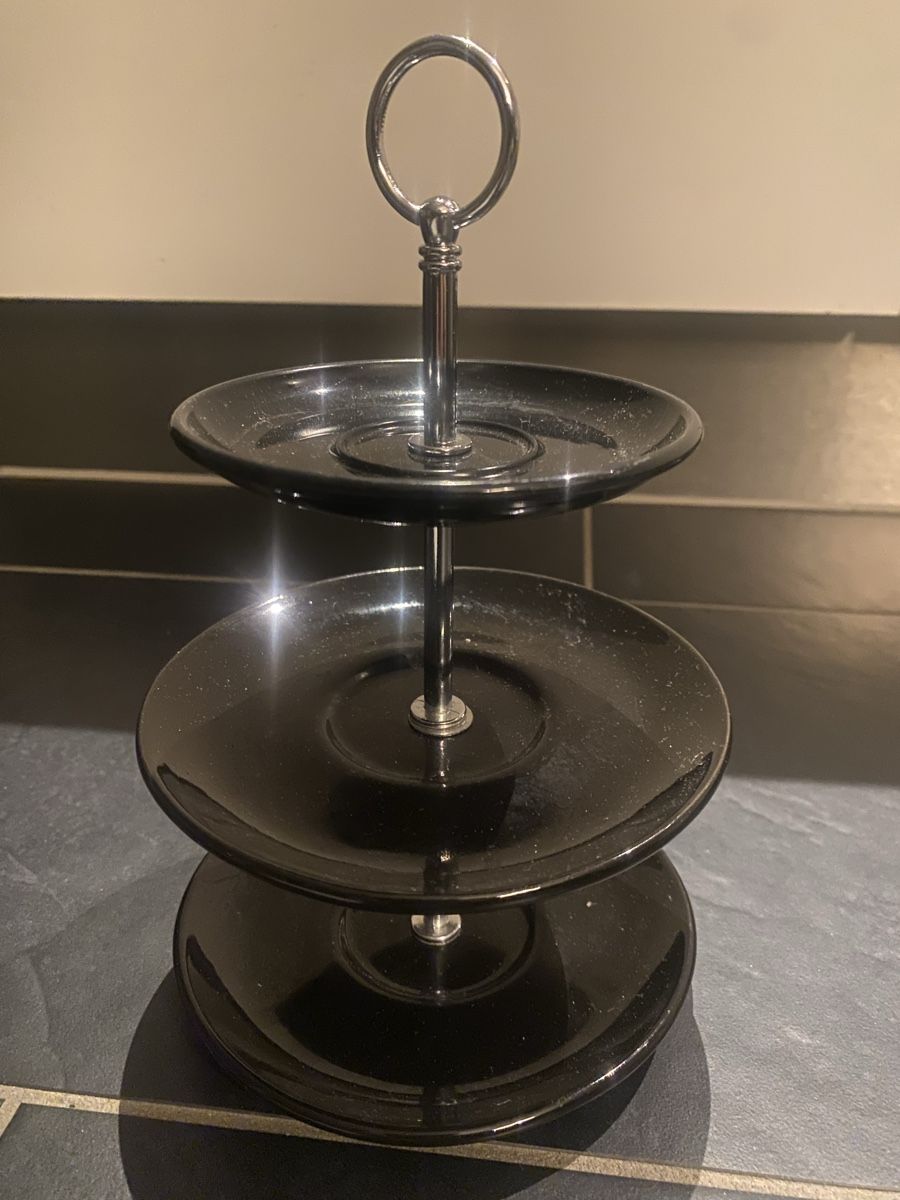 Tutte le decorazioni: Etagere Schwarz – Nuovo (secondo la descrizione) da Dottikon venduto da Wolf83
