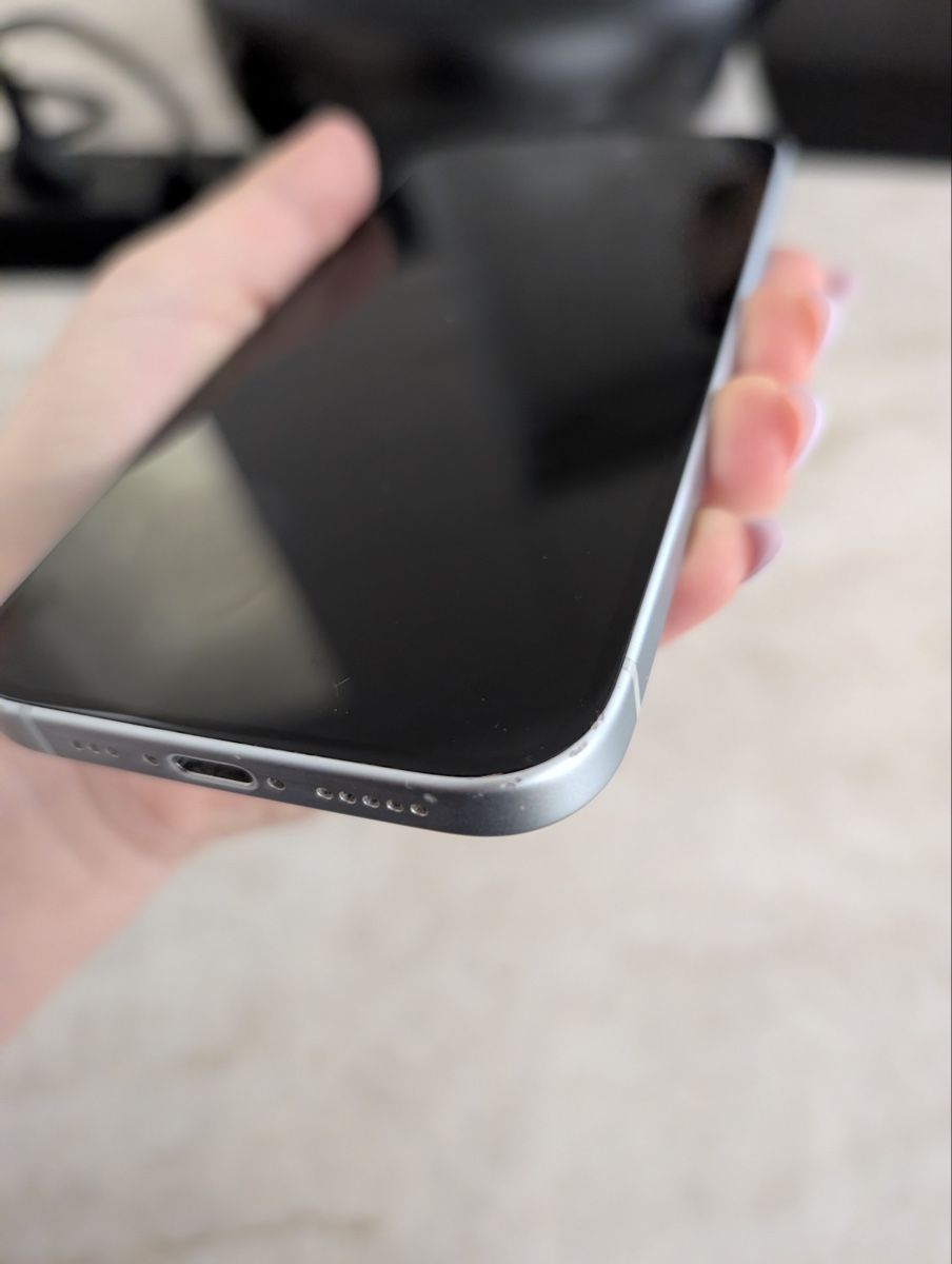 Apple Portables: Apple iPhone 15 258GB – D'occasion à Neuhausen par wait.for.it 6
