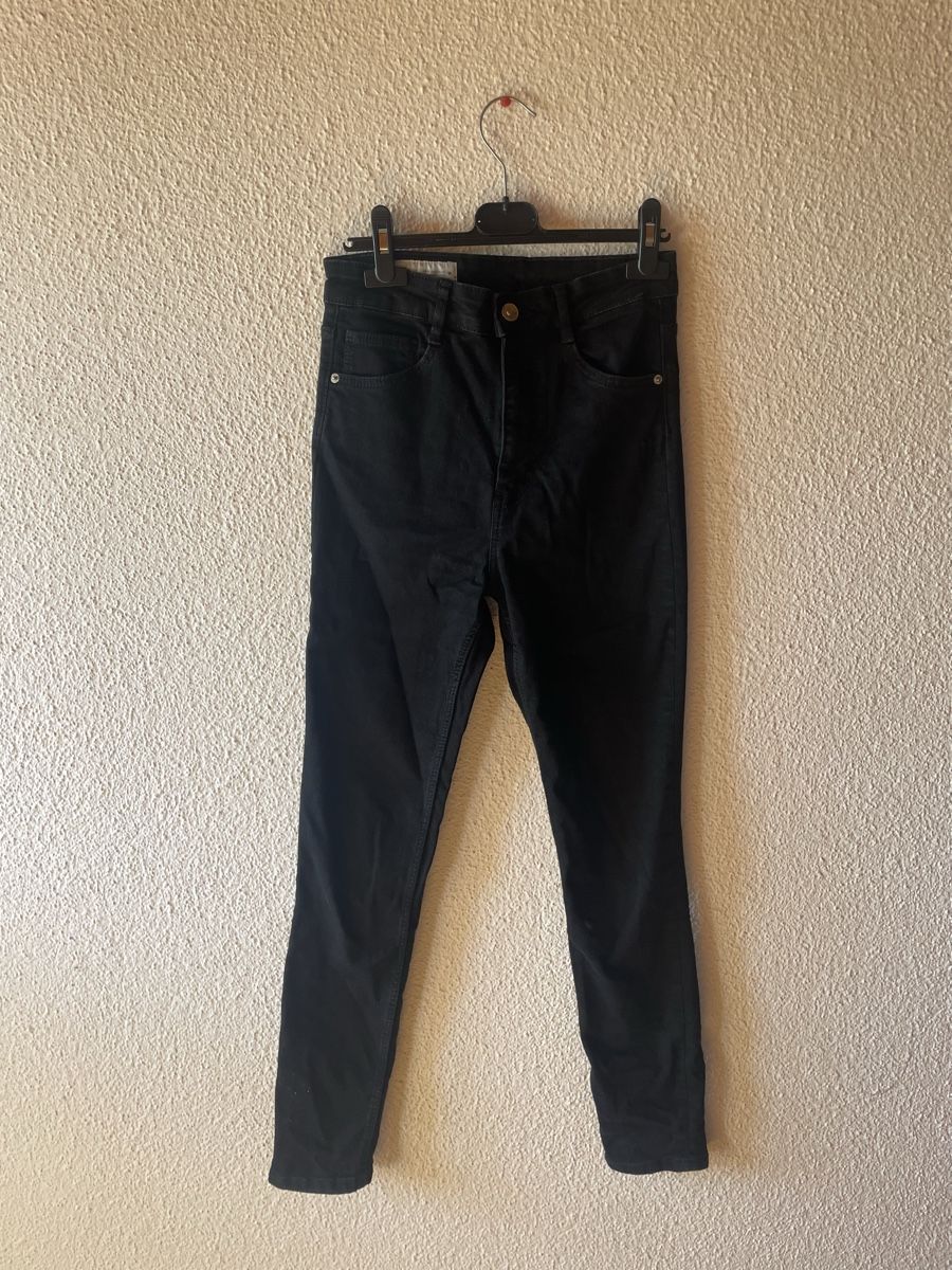 Zara Jeans: Zara Jeans – Größe 38 – Usato da Hausen am Albis venduto da Kleiderschrank.Elena