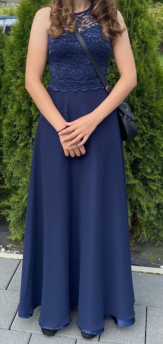 Vestiti: Kleid festlich – Usato da Oberkulm venduto da Fgizmo