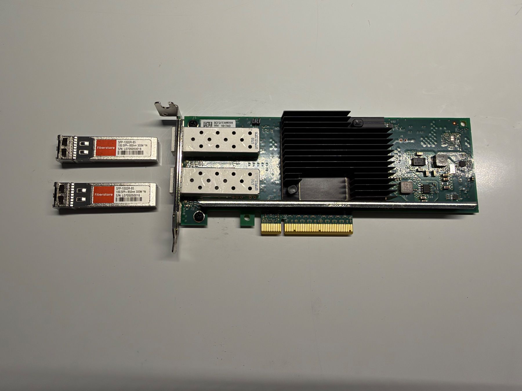 Intel Unità & Adattatore: Intel X710-DA2 2× 10GbE SFP+ inkl. 2 Glasfaser-Transceiver – Usato da Kloten venduto da ric_lg52 3