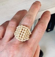 🟢 Bague artisanale perles de verre couleur ivoire NEUF RING
