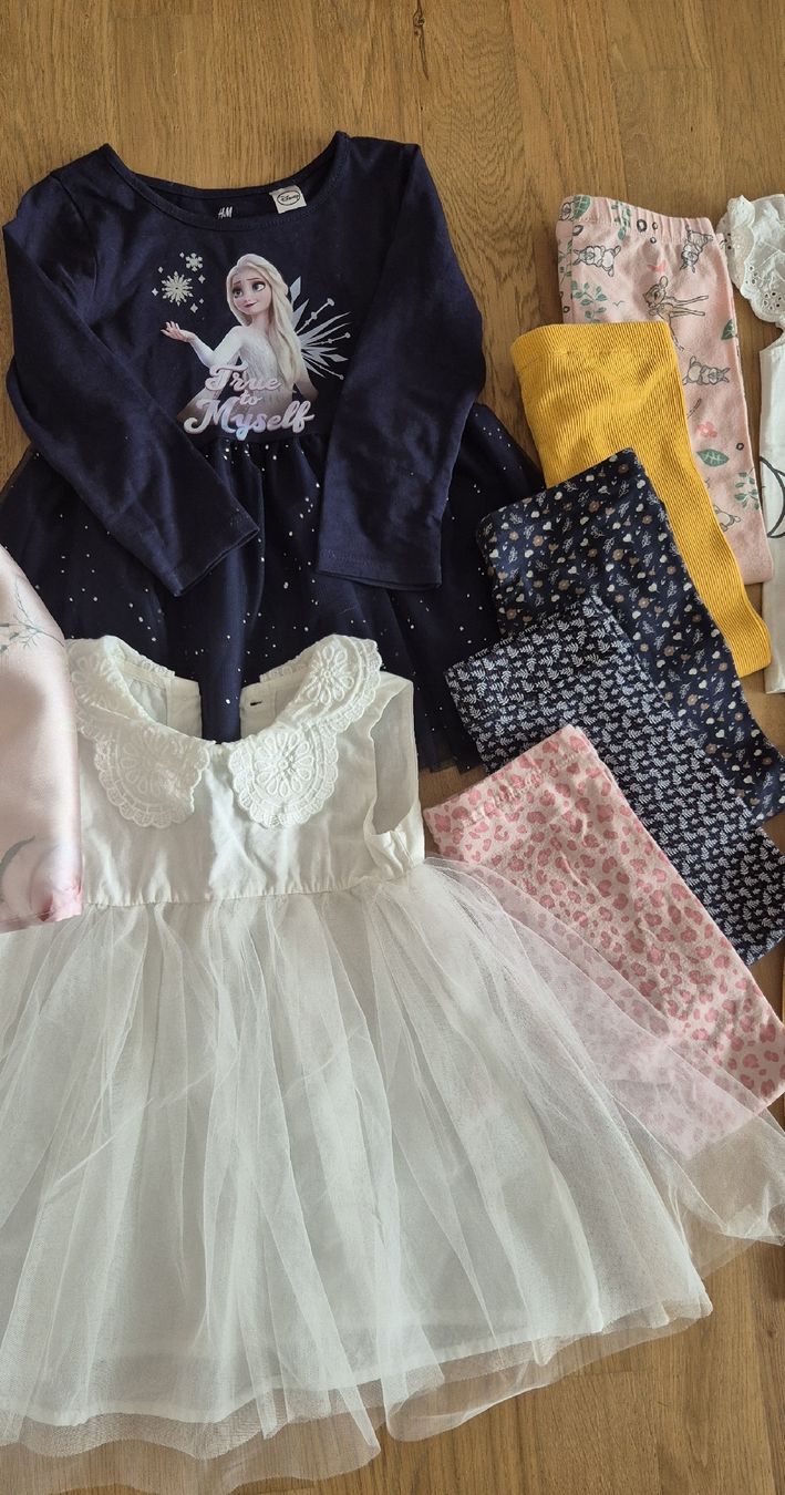 Lotti & Set di vestiti: Mädchen Kleiderpaket Gr. 92 – Usato da Oberwil b. Zug venduto da Enie93 2